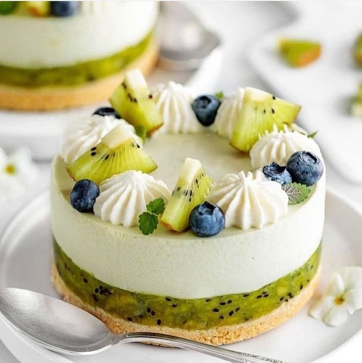 Kiwi cake